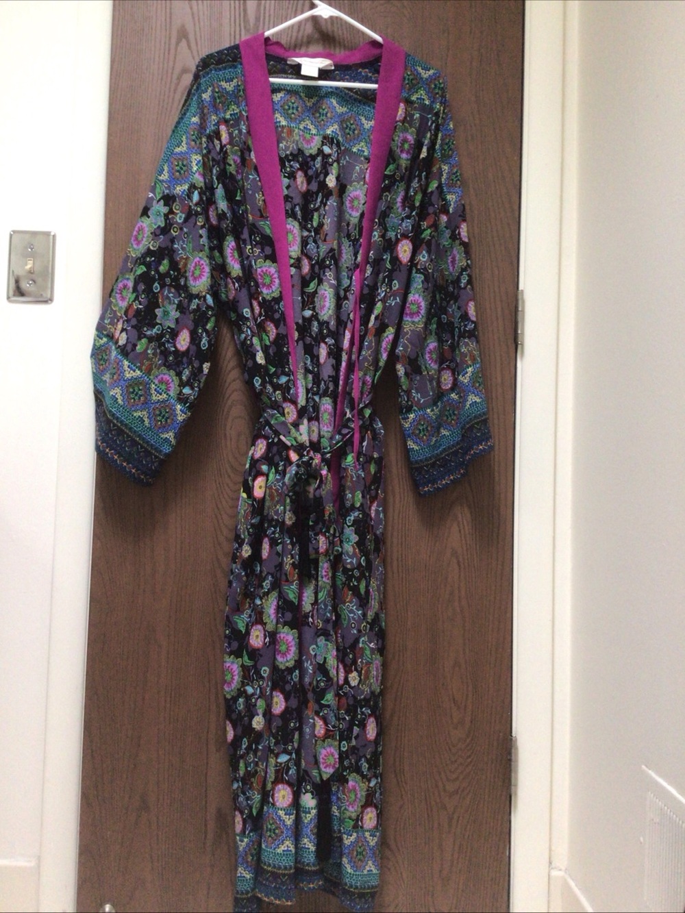 Diamond Tea Floral Maxi Kimono Robe with Magenta Trim, sz XL